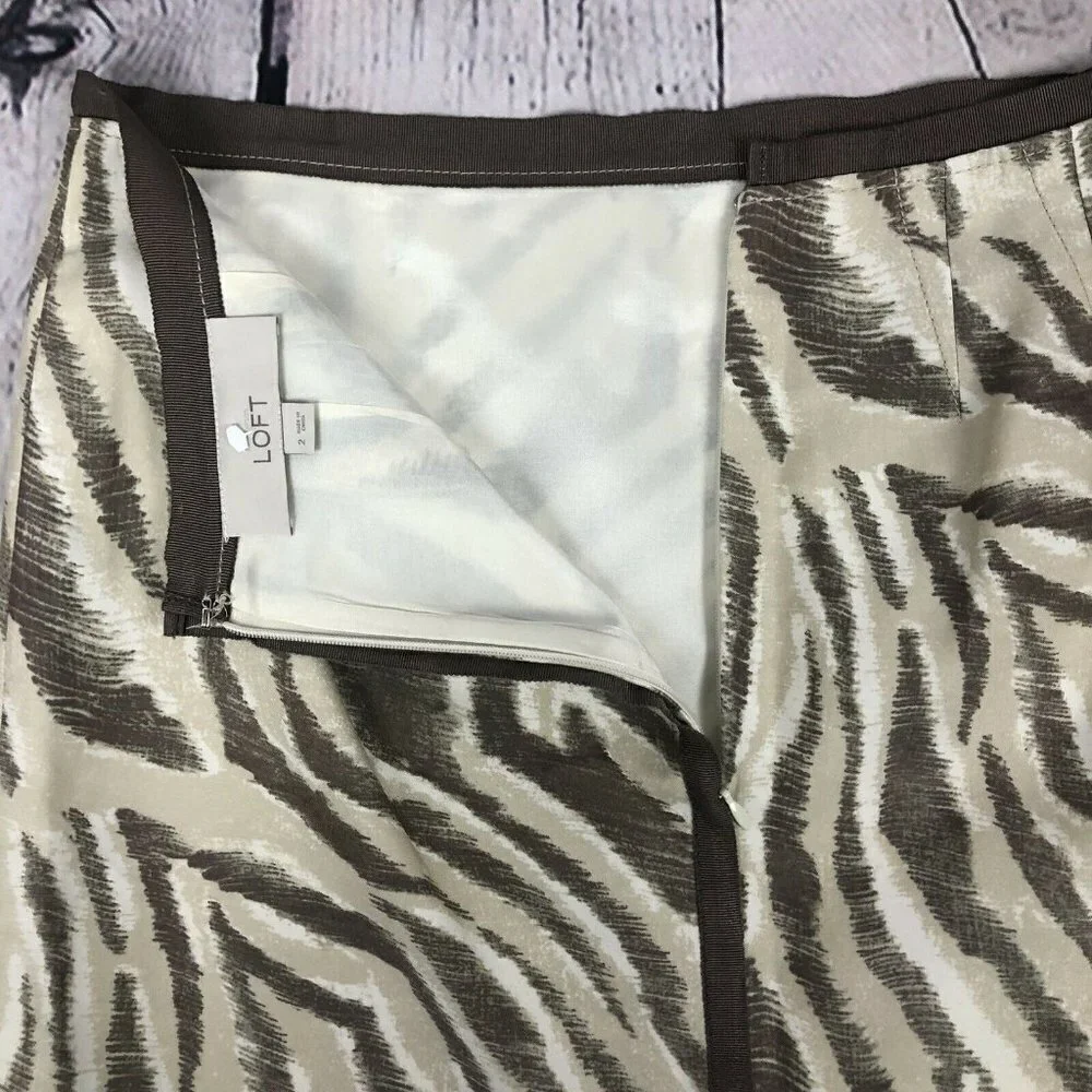 Ann Taylor Loft Pencil Skirt Size 2 Silk Blend - Picture 5 of 9